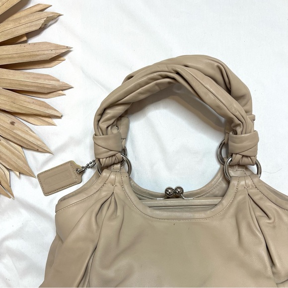 Vintage Coach Parker Cream Tan Beige Leather Kisslock Chunky Straps Hobo Purse - Picture 7 of 13